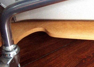 Supermarktwagen zu einer mobilen Computerstation umgebaut